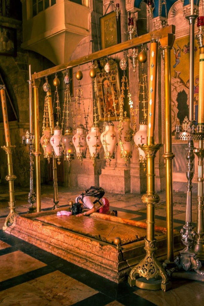 pedra da unção igreja do santo sepulcro